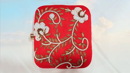 Elegant Red Designer Clutch – A Touch of Luxe